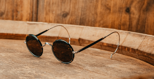 Découvrez l'Élégance Intemporelle avec les Lunettes DUCLOUX chez Nicolas Lethorey Opticien